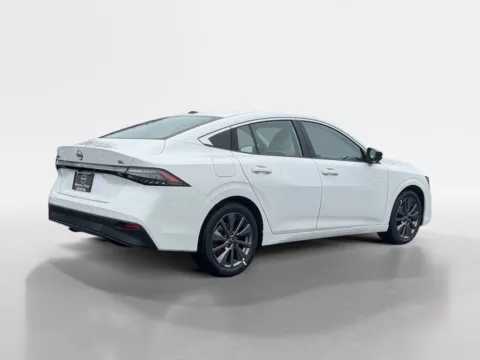 More photos of 2026 Nissan Sentra SL at Morristown Nissan, TN