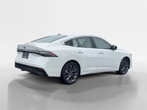 More photos of 2026 Nissan Sentra SL at Morristown Nissan, TN