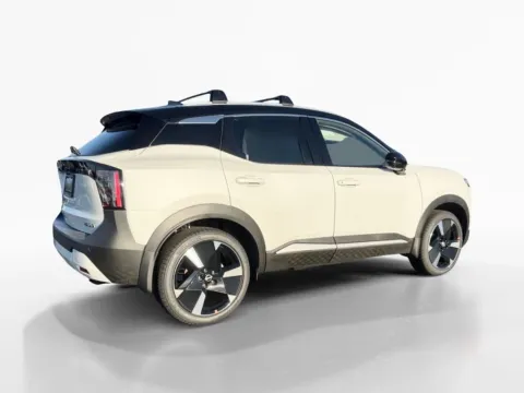 More photos of 2026 Nissan Kicks SR at Morristown Nissan, TN