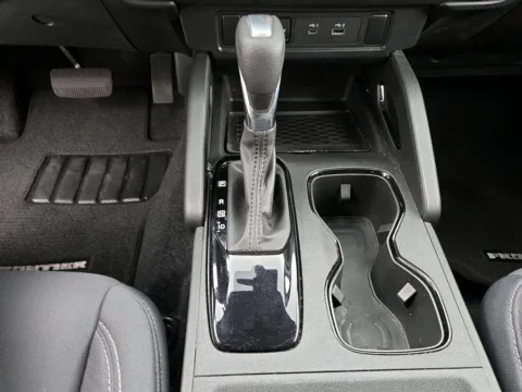 More photos of 2023 Nissan Frontier SV at Morristown Nissan, TN