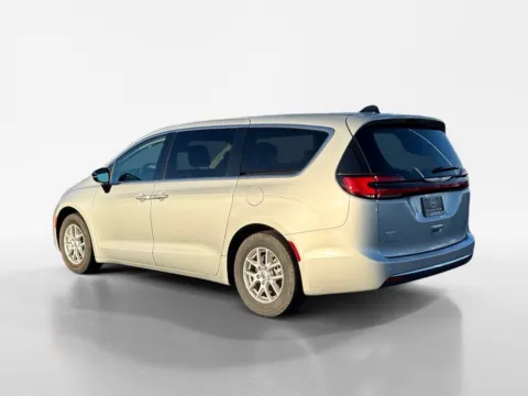 Photos of 2024 Chrysler Pacifica Touring L for sale in Morristown, TN at Morristown Nissan