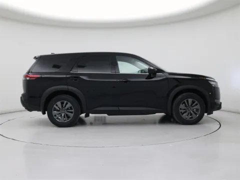 Photos of 2025 Nissan Pathfinder S for sale in Morristown, TN at Morristown Nissan