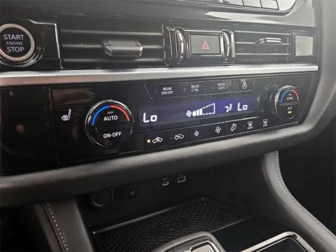 More photos of 2024 Nissan Pathfinder SL at Morristown Nissan, TN