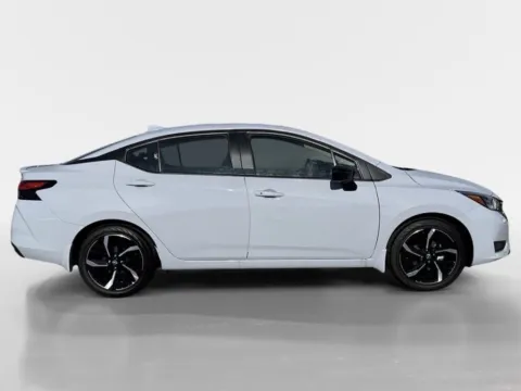 More photos of 2025 Nissan Versa 1.6 SR at Morristown Nissan, TN