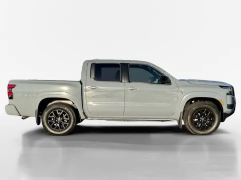 More photos of 2026 Nissan Frontier SV at Morristown Nissan, TN