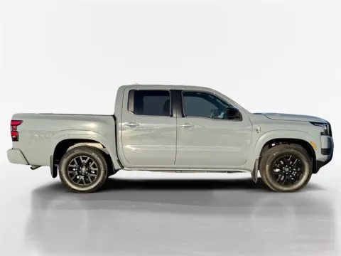 More photos of 2026 Nissan Frontier SV at Morristown Nissan, TN