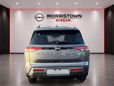 More photos of 2026 Nissan Pathfinder SL at Morristown Nissan, TN