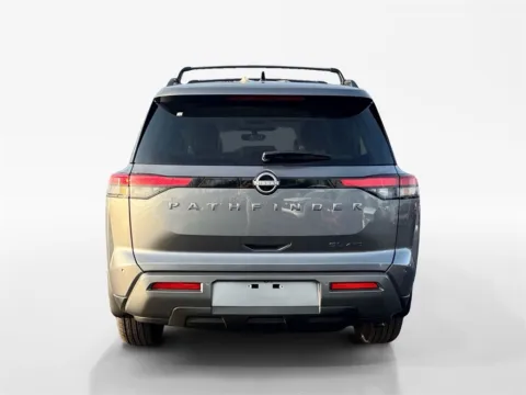 More photos of 2026 Nissan Pathfinder SL at Morristown Nissan, TN