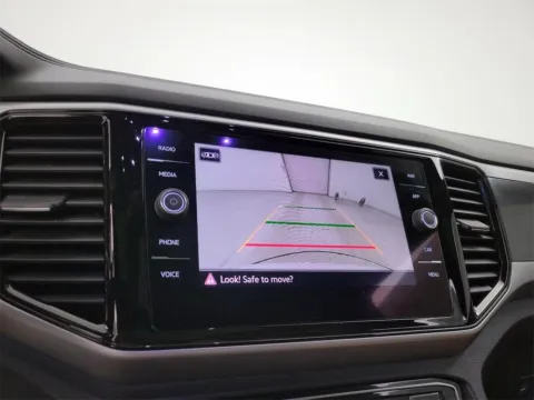 More photos of 2020 Volkswagen Atlas Cross Sport 3.6L V6 SEL Premium R-Line at Morristown Nissan, TN