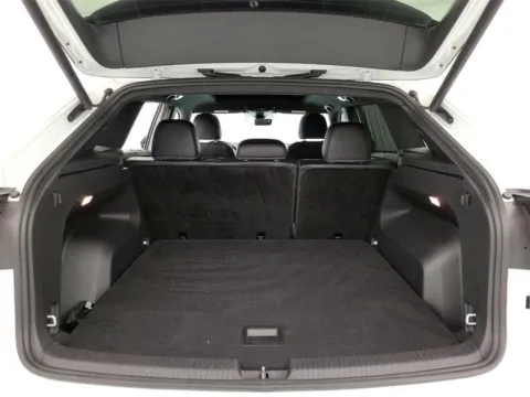 More photos of 2020 Volkswagen Atlas Cross Sport 3.6L V6 SEL Premium R-Line at Morristown Nissan, TN