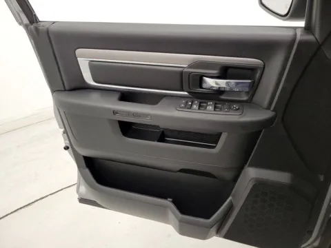 More photos of 2021 Ram 1500 Classic Warlock at Morristown Nissan, TN