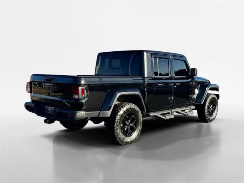 More photos of 2021 Jeep Gladiator Willys at Morristown Nissan, TN
