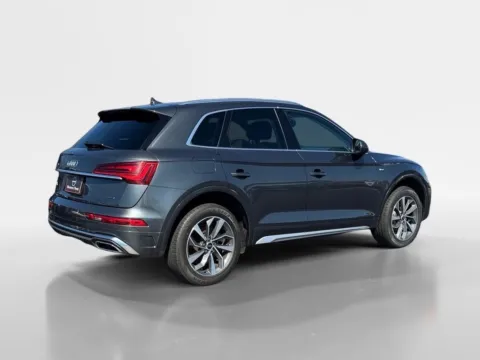 More photos of 2023 Audi Q5 45 S line Premium at Morristown Nissan, TN