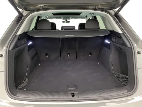 More photos of 2023 Audi Q5 45 S line Premium at Morristown Nissan, TN