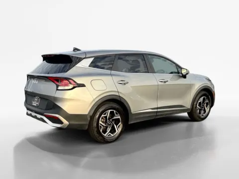 More photos of 2023 Kia Sportage LX at Morristown Nissan, TN