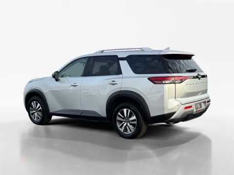 Another view of 2025 Nissan Pathfinder SL for sale in Morristown, TN at Morristown Nissan