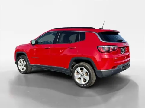 Photos of 2018 Jeep Compass Latitude for sale in Morristown, TN at Morristown Nissan