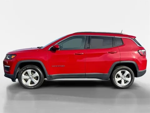 Photos of 2018 Jeep Compass Latitude for sale in Morristown, TN at Morristown Nissan