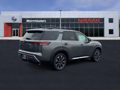 More photos of 2026 Nissan Pathfinder Platinum at Morristown Nissan, TN
