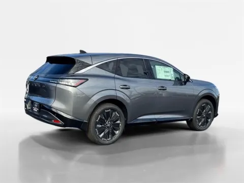 More photos of 2026 Nissan Murano Platinum at Morristown Nissan, TN