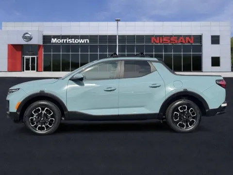 More photos of 2023 Hyundai Santa Cruz SEL Premium at Morristown Nissan, TN