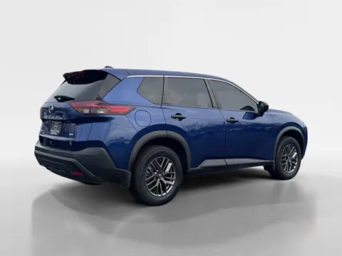 More photos of 2021 Nissan Rogue S at Morristown Nissan, TN