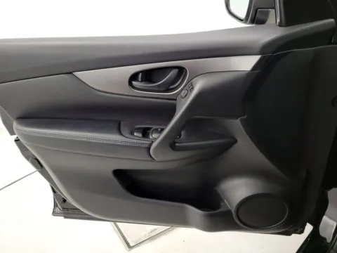 More photos of 2020 Nissan Rogue Sport at Morristown Nissan, TN