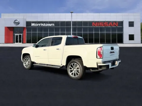 More photos of 2022 GMC Canyon Denali at Morristown Nissan, TN