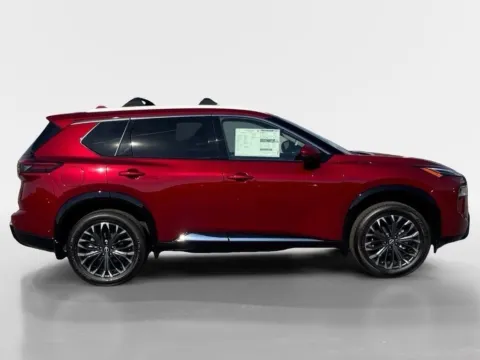 More photos of 2026 Nissan Rogue Platinum at Morristown Nissan, TN