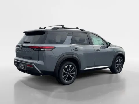 More photos of 2026 Nissan Pathfinder Platinum at Morristown Nissan, TN