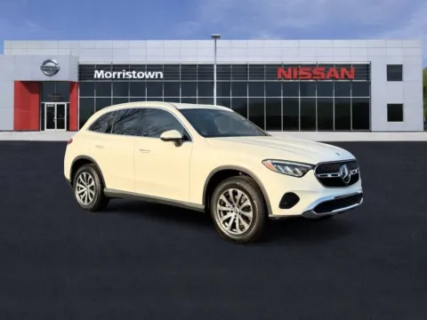 Black 2023 Mercedes-Benz GLC 300 for sale in Morristown, TN