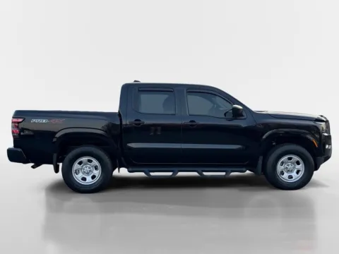 More photos of 2024 Nissan Frontier S at Morristown Nissan, TN
