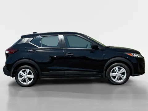 More photos of 2022 Nissan Kicks S at Morristown Nissan, TN