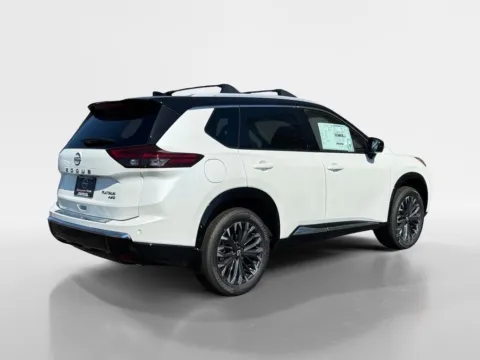 More photos of 2026 Nissan Rogue Platinum at Morristown Nissan, TN