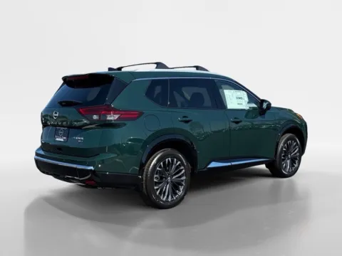 More photos of 2026 Nissan Rogue Platinum at Morristown Nissan, TN