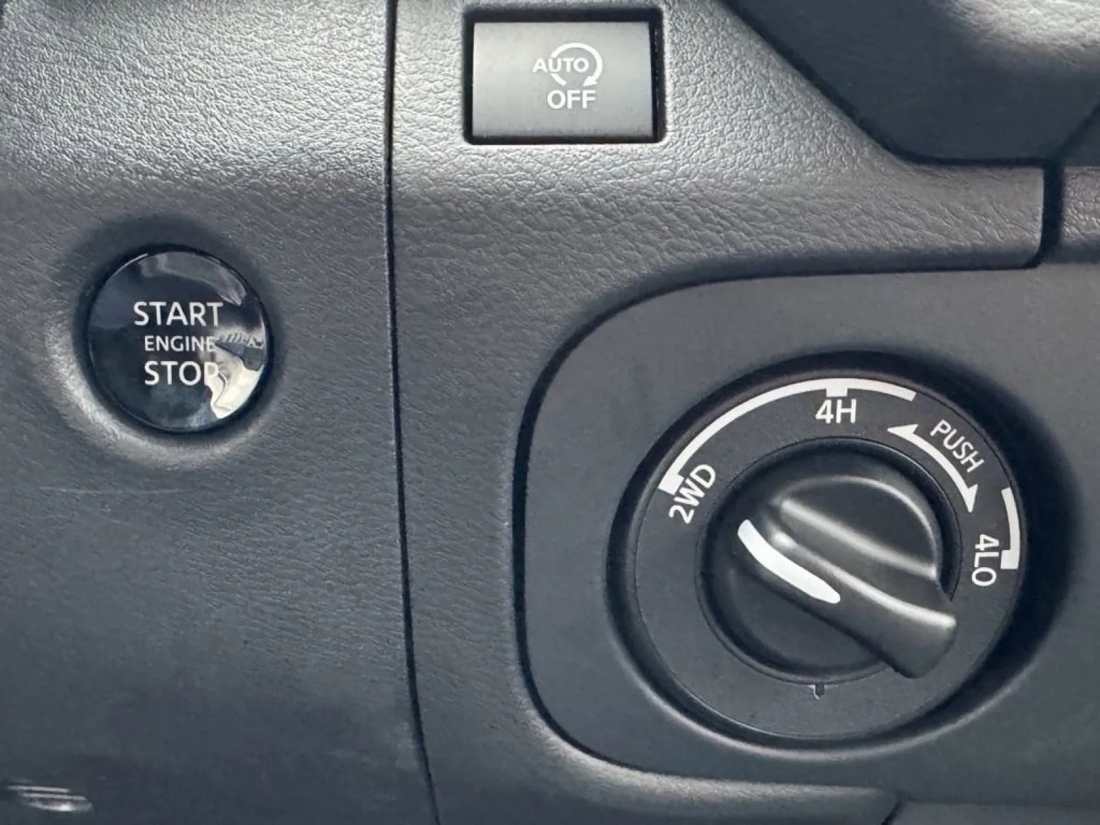 2026 Nissan Frontier SV - Photo 14