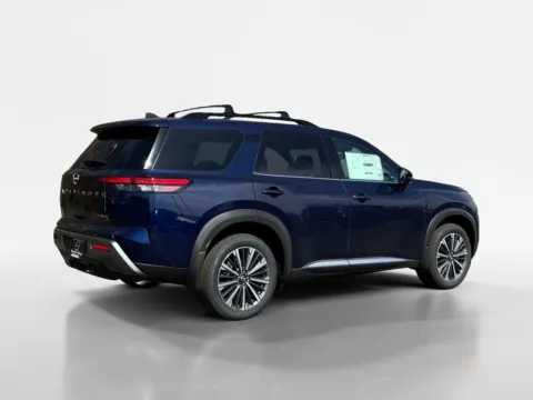 More photos of 2026 Nissan Pathfinder Platinum at Morristown Nissan, TN