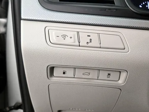 More photos of 2018 Hyundai Sonata ECO at Morristown Nissan, TN