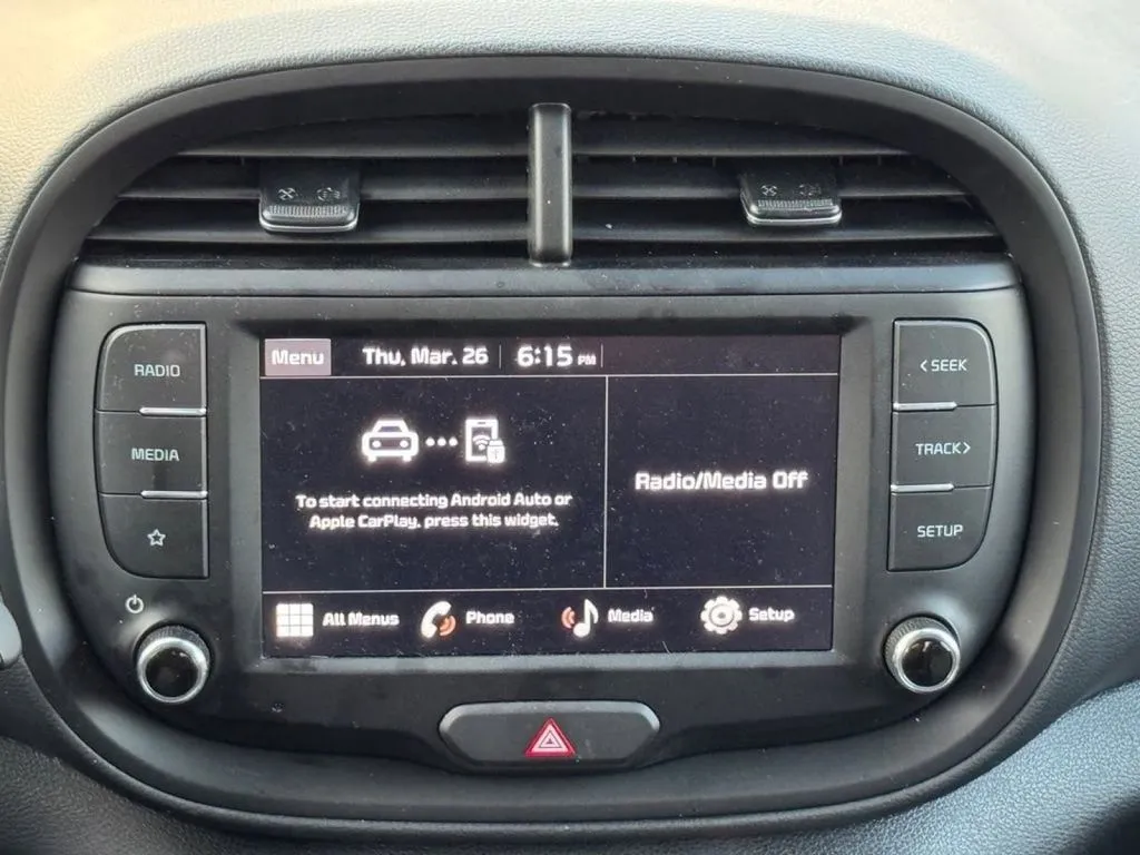 2025 Kia Soul LX - Photo 10