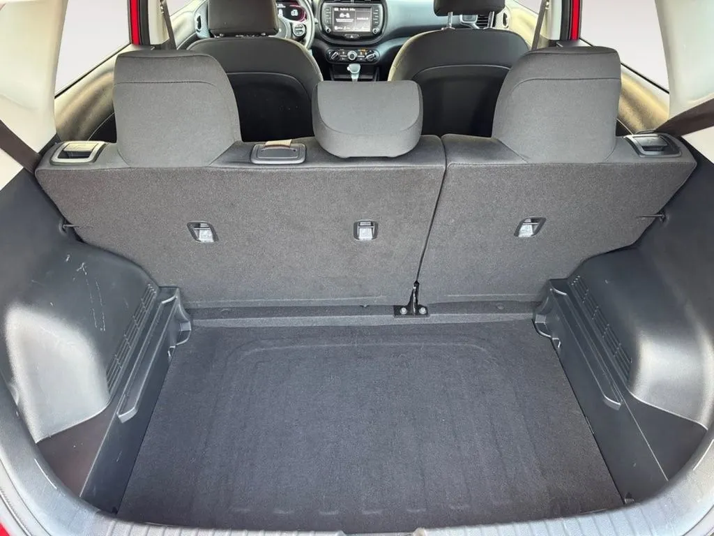 2025 Kia Soul LX - Photo 19