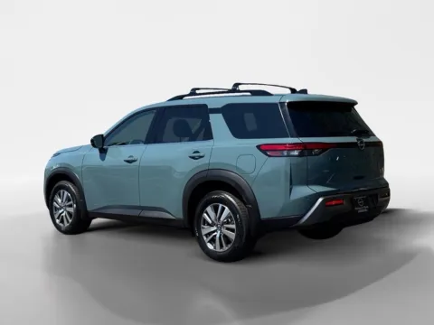 Photos of 2026 Nissan Pathfinder SL for sale in Morristown, TN at Morristown Nissan