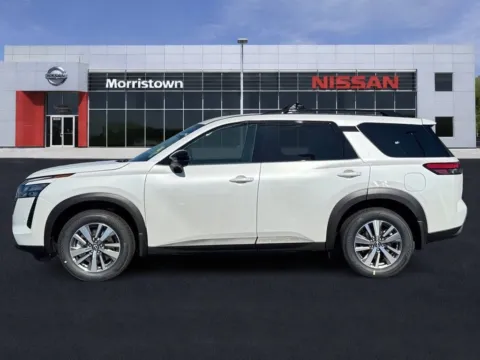 Photos of 2026 Nissan Pathfinder SL for sale in Morristown, TN at Morristown Nissan