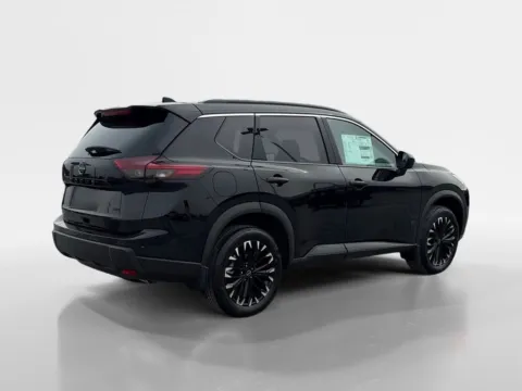 More photos of 2026 Nissan Rogue Dark Armor at Morristown Nissan, TN