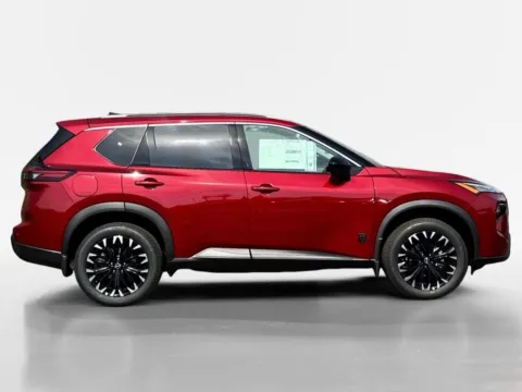 More photos of 2026 Nissan Rogue Dark Armor at Morristown Nissan, TN