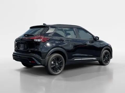 More photos of 2024 Nissan Kicks SR at Morristown Nissan, TN