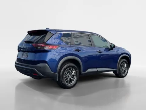 More photos of 2021 Nissan Rogue S at Morristown Nissan, TN