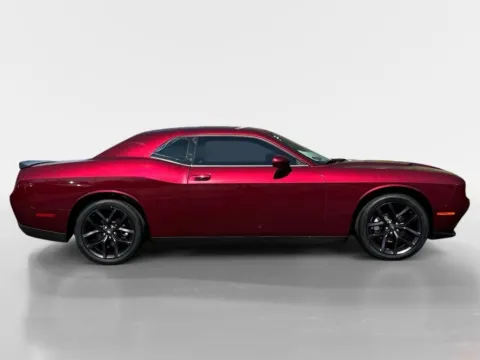 More photos of 2023 Dodge Challenger SXT at Morristown Nissan, TN
