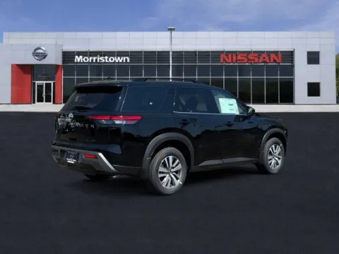 More photos of 2026 Nissan Pathfinder SL at Morristown Nissan, TN
