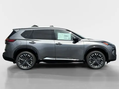 More photos of 2026 Nissan Rogue Platinum at Morristown Nissan, TN