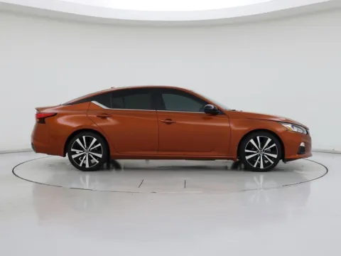 Photos of 2021 Nissan Altima 2.5 SR for sale in Morristown, TN at Morristown Nissan